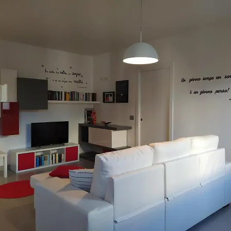 Casa Lantanarossa